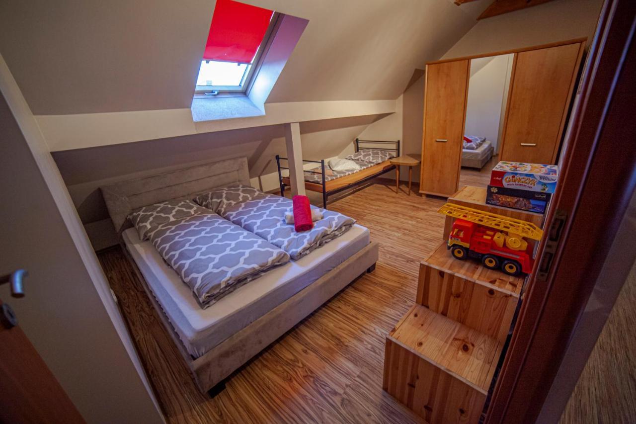 Apartamenty Przy Gorskich Rzekach Nowy Targ Buitenkant foto